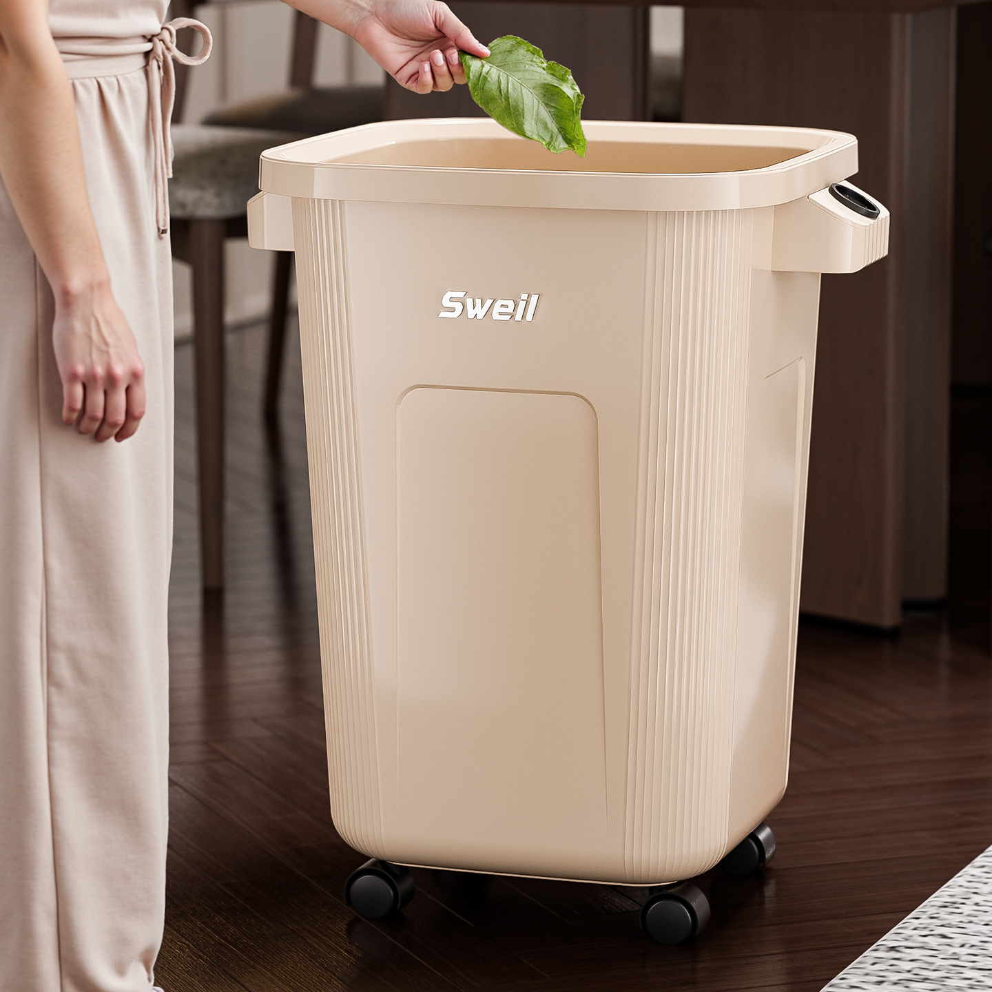 Lixeira Grande com Rodas, Lixe - Commercial Kitchen Garbage Can avaliação e preço